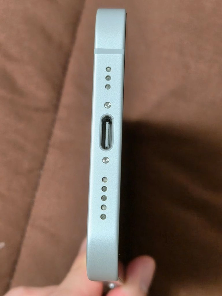 아이폰 16e 128GB 자급제, 애플워치 시리즈11 판매 이미지