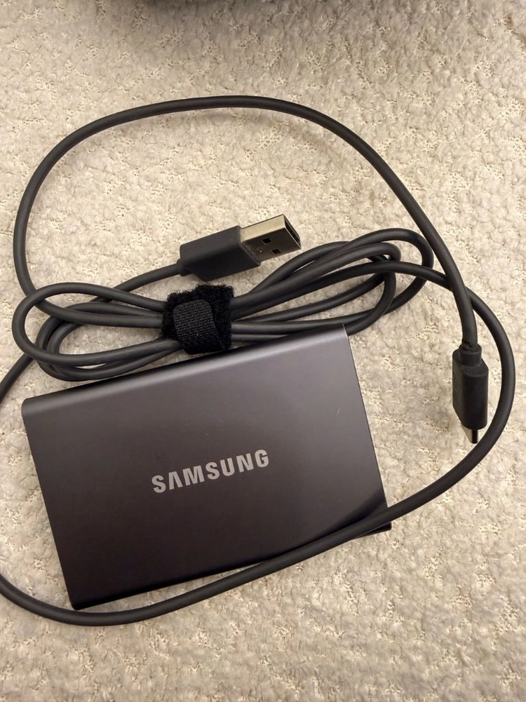 삼성 Portable SSD T7 1TB 외장하드 이미지