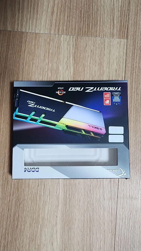지스킬 ddr4 3600 led램32*2 총64기가 이미지
