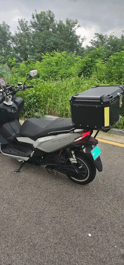 몬스터 S 오토바이 전기 오토바이 바이크 pcx 125cc 혼다 동급 이미지
