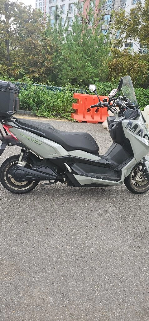 몬스터 S 오토바이 전기 오토바이 바이크 pcx 125cc 혼다 동급 이미지