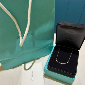 티파니 18k 로즈골드 로골 스마일 목걸이 스몰사이즈 이미지