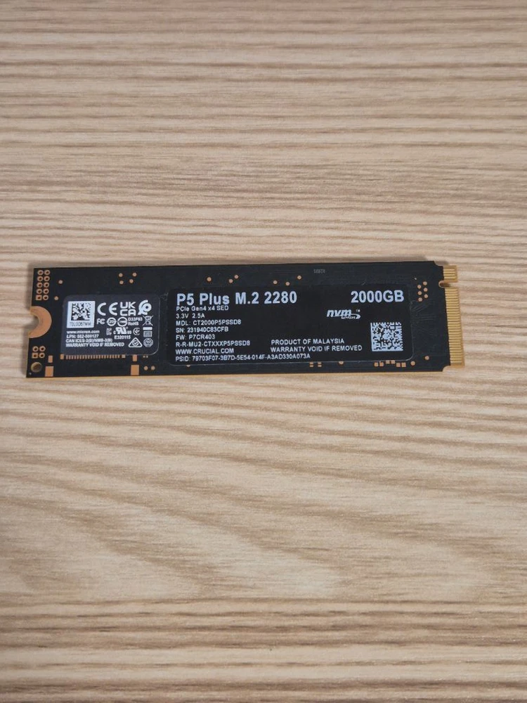 crucial P5 Plus 2TB NVMe SSD 이미지