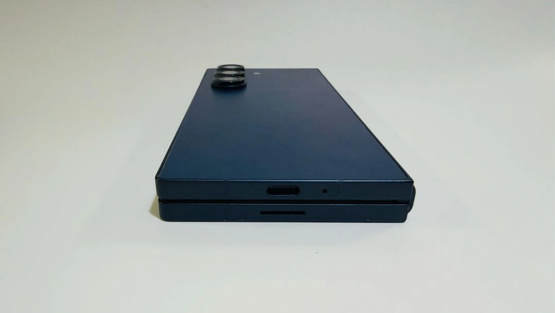 갤럭시폴드6 512gb s급 중고폰공기계 이미지