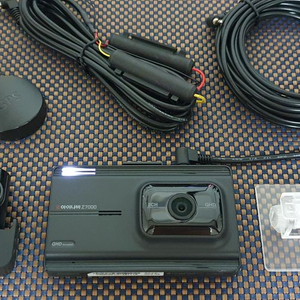 아이나비 Z7000 블랙박스 이미지