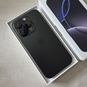 아이폰 16 pro 512GB 블랙티타늄 이미지