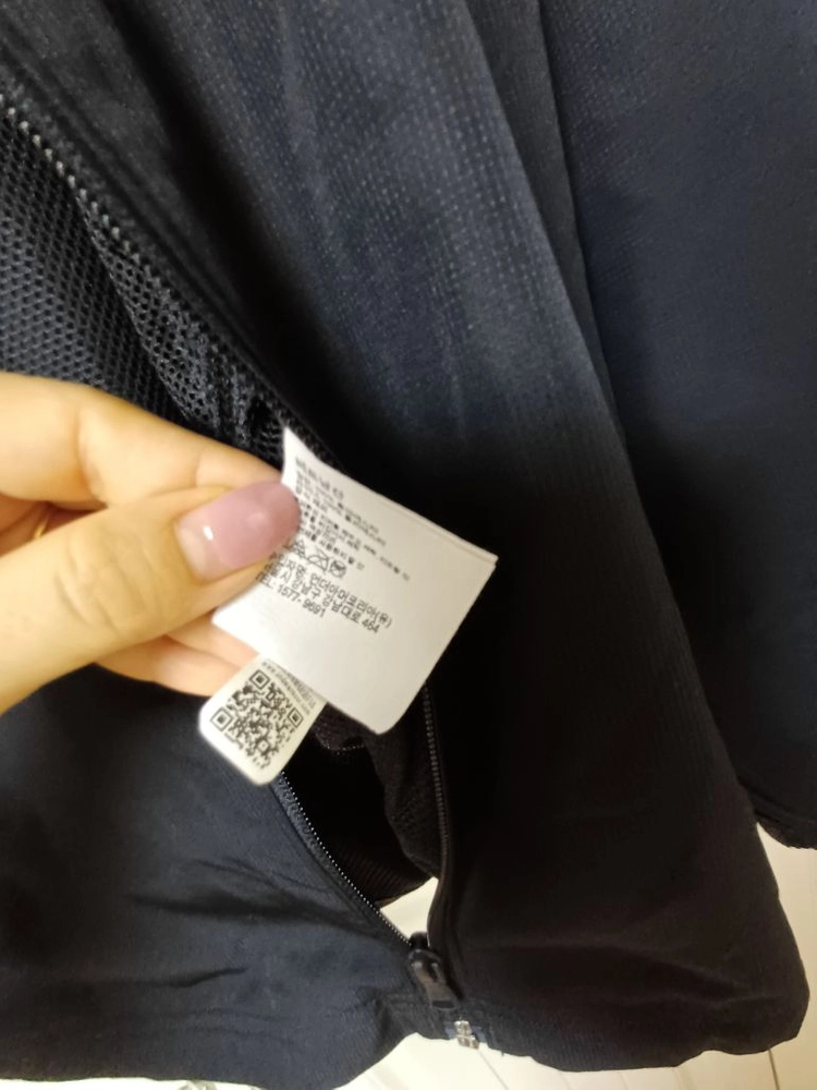 남성 언더아머 바람막이점퍼 검정색 100 이미지