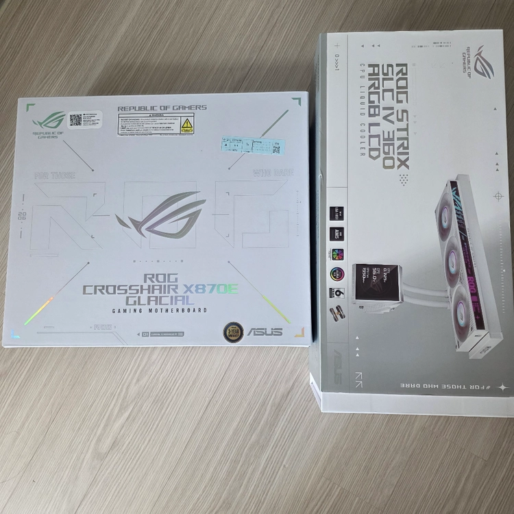 ROG X870E Glacial 메인보드+ROG Strix slc iv argb lcd 쿨러 - 안심되는 중고거래