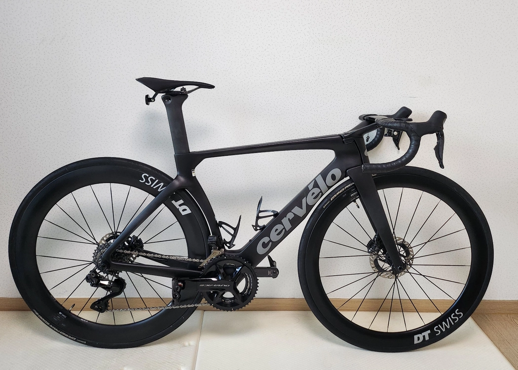 써벨로S5(25년)프레임셋, BMC팀머신SLR01(23년)프레임셋,DT SWISS ARC1100 50MM휠 판매합니 - 안심되는 중고거래
