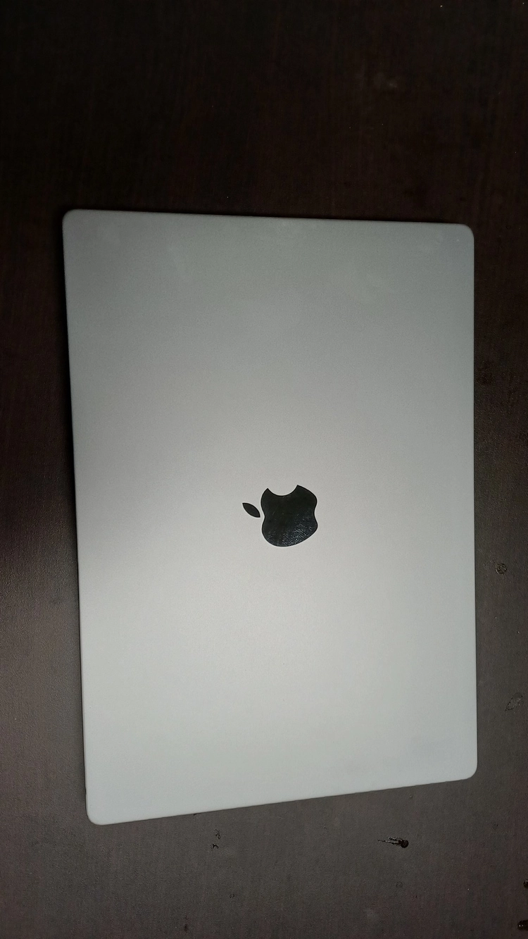 맥북프로 16인치 M2 Pro / 32GB / 1TB 팝니다 - 안심되는 중고거래