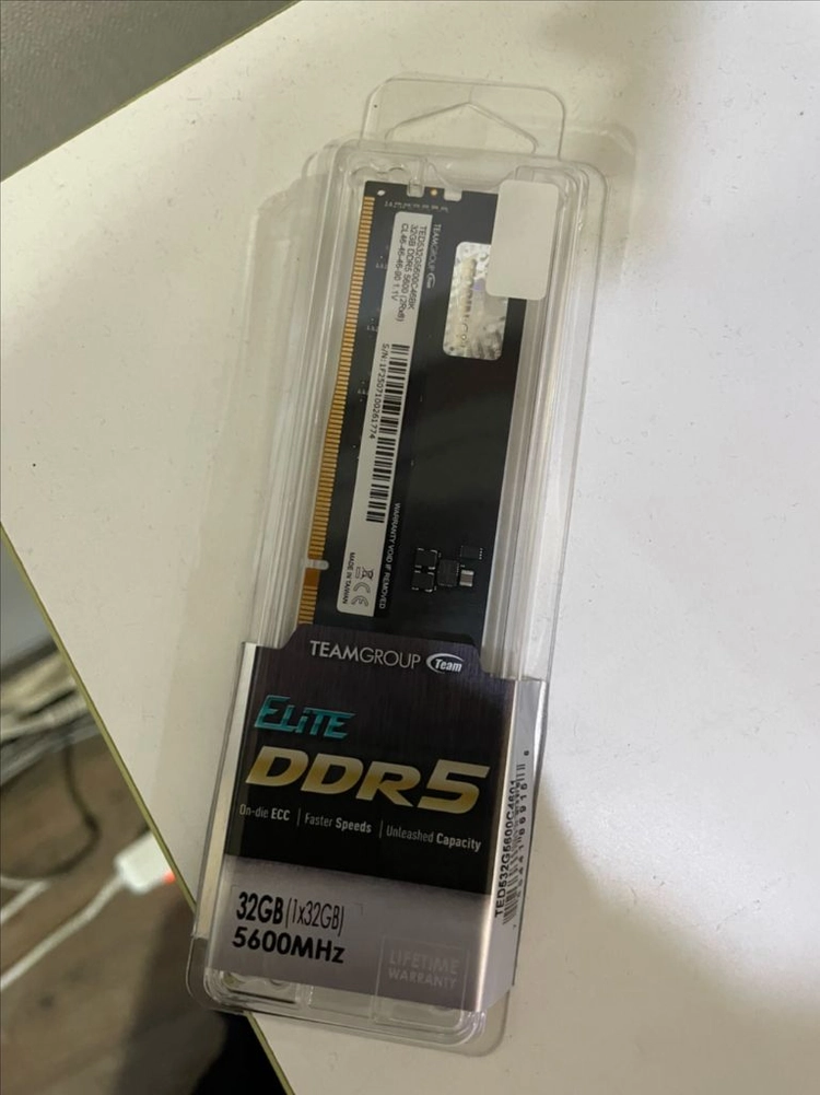 팀그룹 DDR5 5600 CL46 Elite 32GB 램 이미지