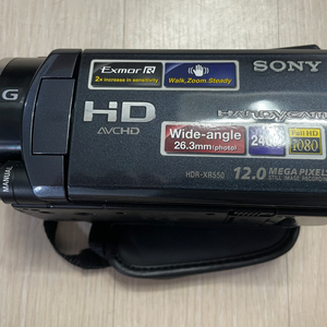 소니 Handycam HDR-XR550 캠코더 판매합니다.240GB 대용량 HDD가 내장된 소니 Full HD 핸디 이미지