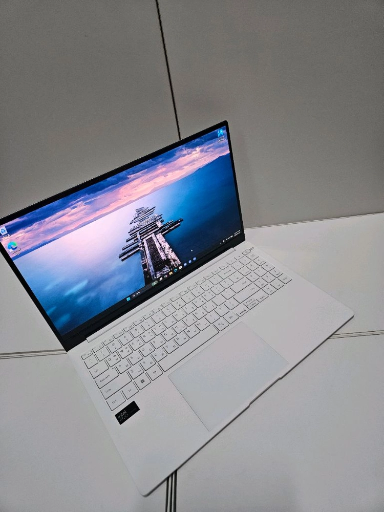 25년제조)삼성 노트북 갤럭시북SE프로 15인치 U5/램16/SSD256 - 안심되는 중고거래