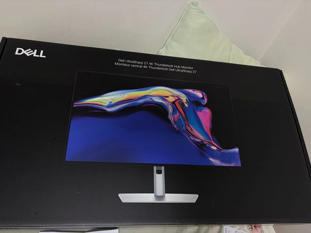 Dell UltraSharp 27 4K 모니터 U2725QE 이미지