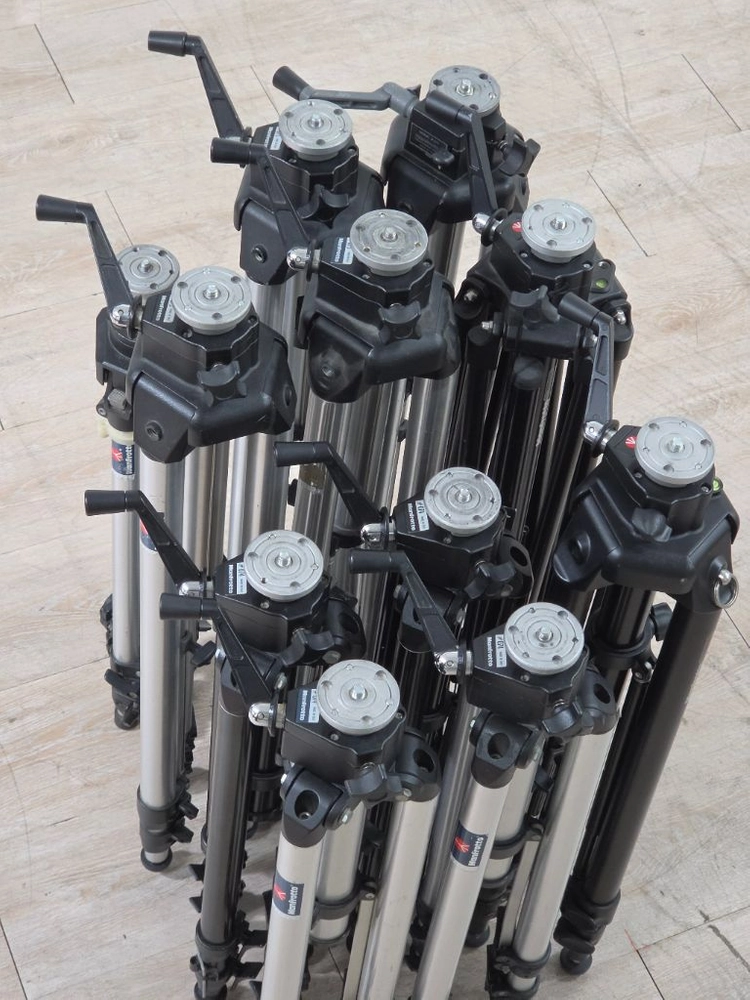 맨프로토 Manfrotto 대형 삼각대 이미지