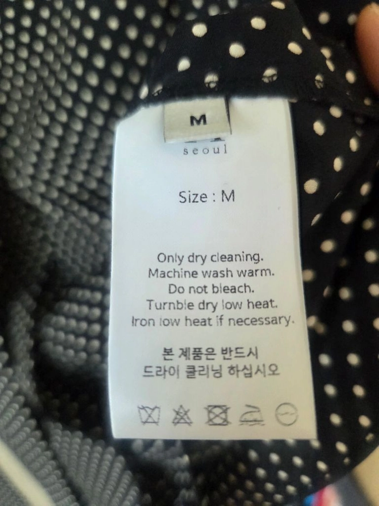 오뮤 블라우스 이미지