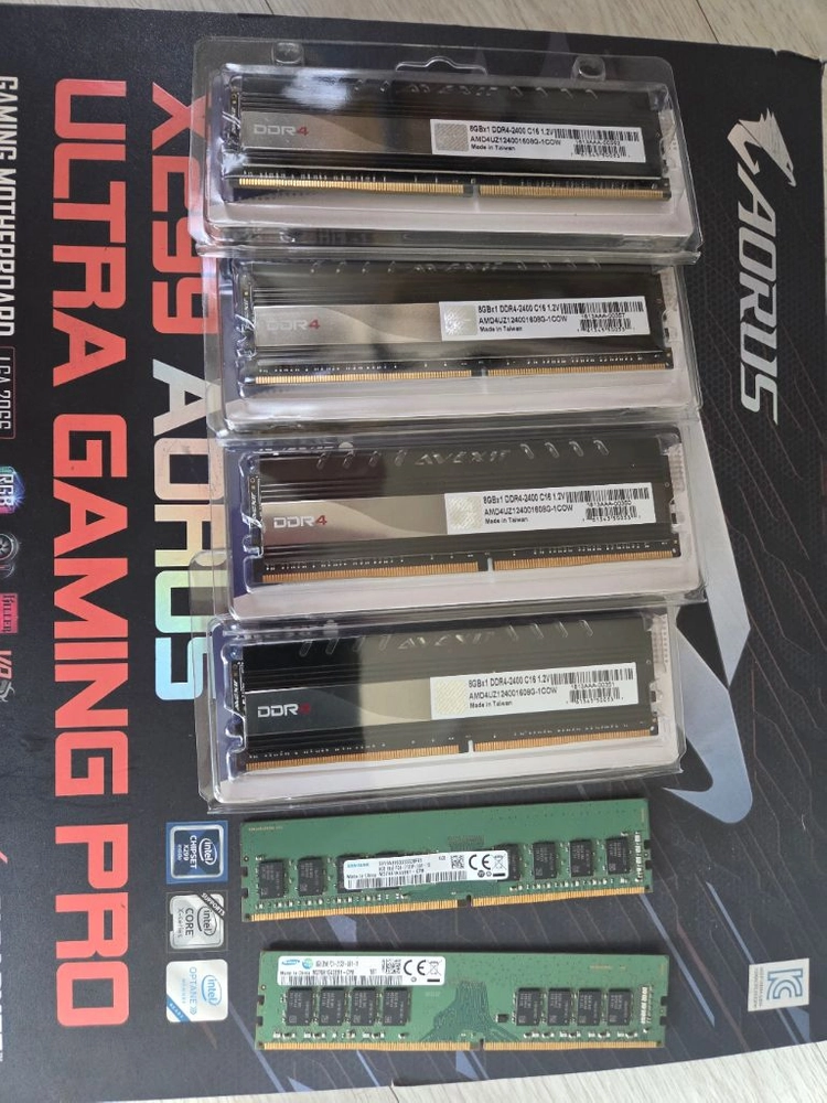 DDR4 8GB 메모리 판매합니다. 이미지