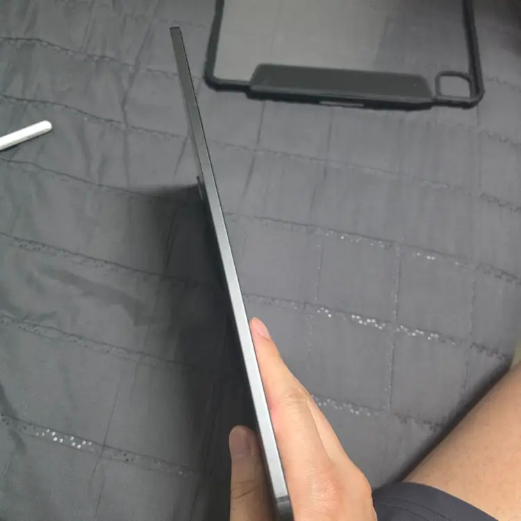 아이패드 프로 11 M4 256GB 셀룰러 + 애플펜슬 프로 풀박스 이미지
