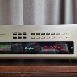 아큐페이즈 T-109V Accuphase tuner T109V 튜너 이미지