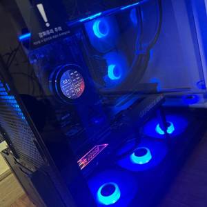 7800x3d 4070ti super 본체 팝니다 이미지