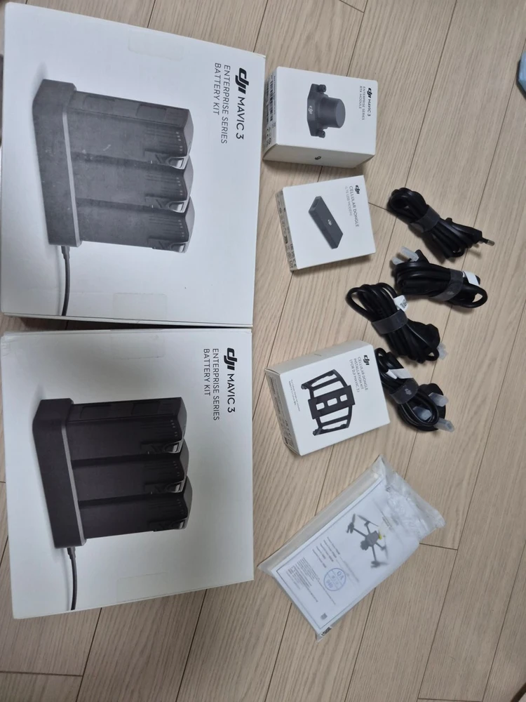 DJI Mavic 3 Enterprise 중고 M3E RTK 드론 풀세트 / 배터리6개 저사이클 / DJI점검 완료 이미지