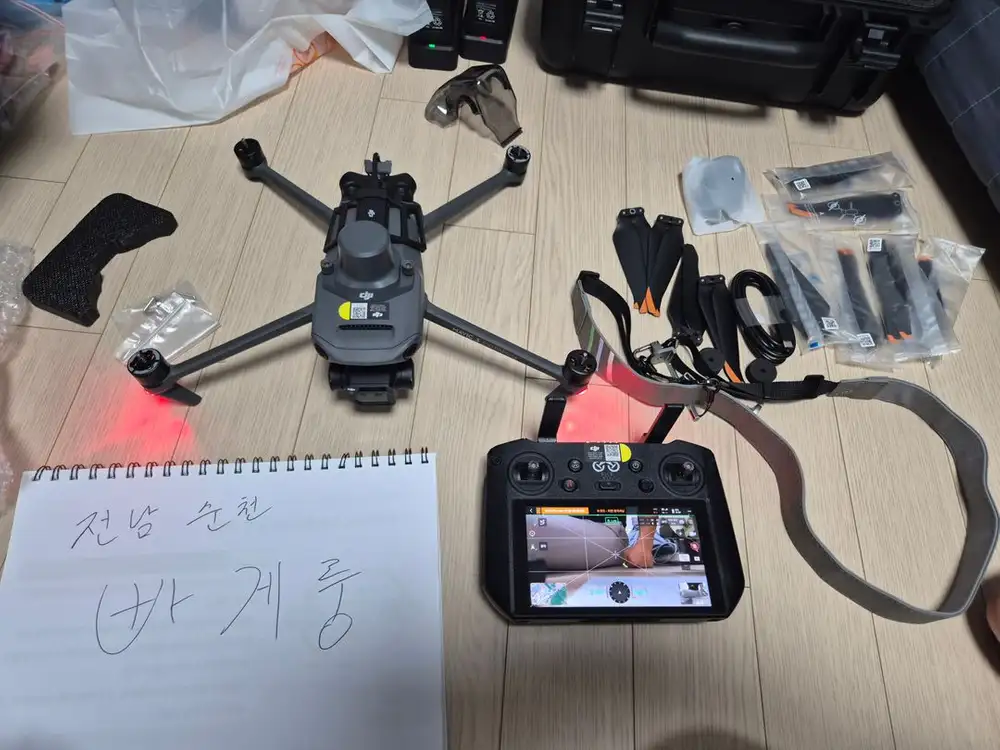 DJI Mavic 3 Enterprise 중고 M3E RTK 드론 풀세트 / 배터리6개 저사이클 / DJI점검 완료 이미지