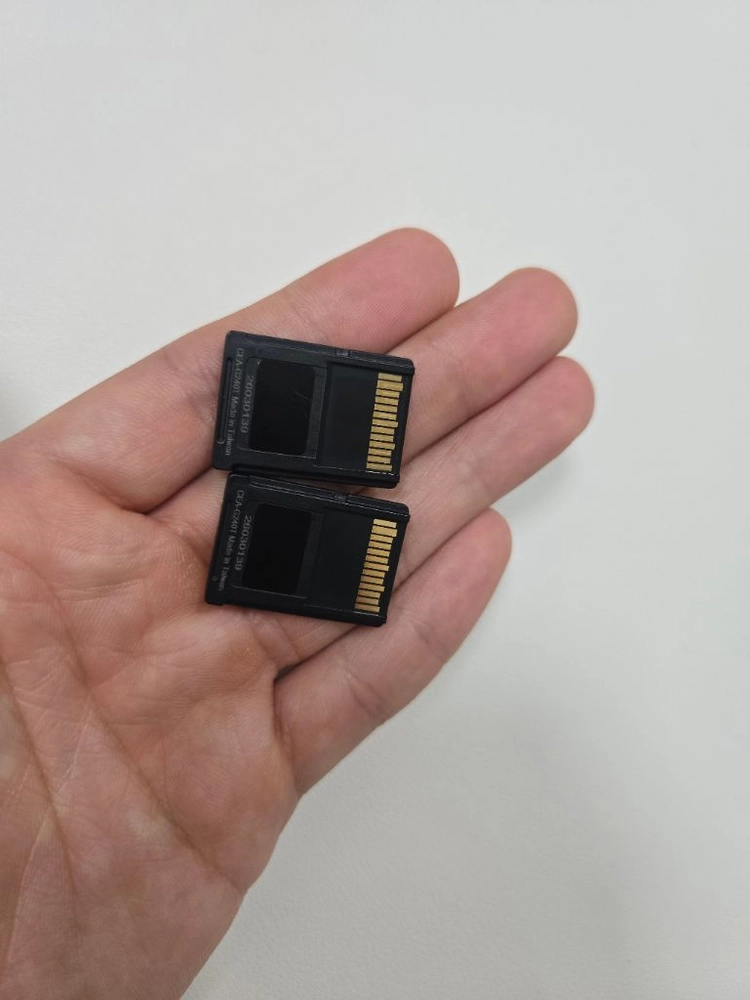 터프 240GB 메모리카드 2개 세트 이미지