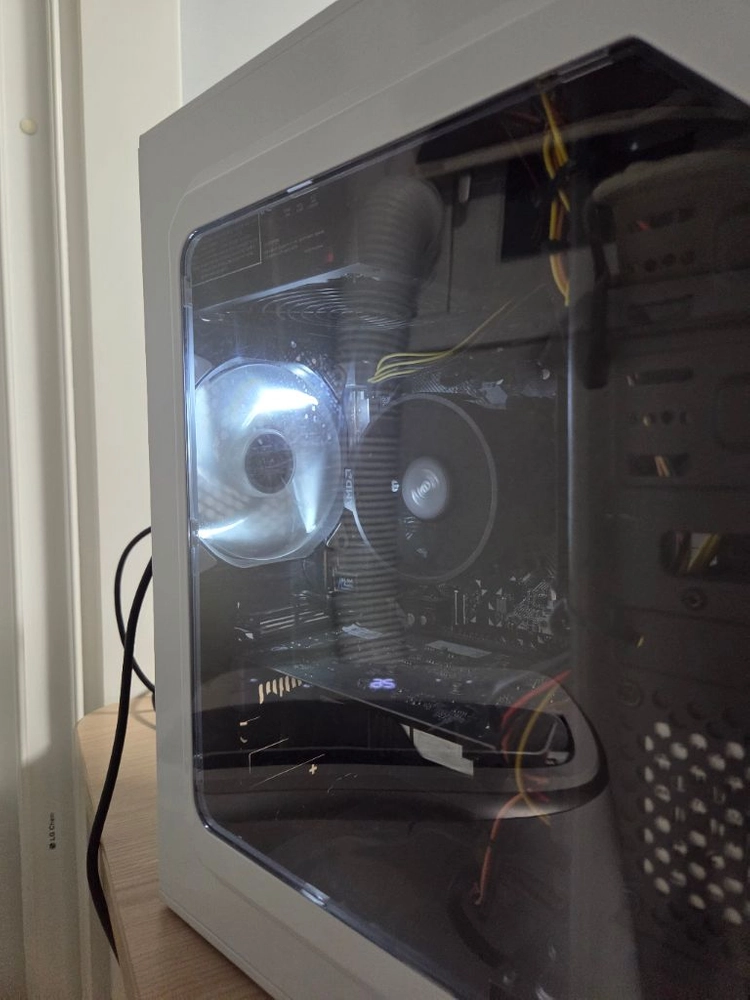 라이젠 2600x + A320 + 1050 + 윈도우 프로 정품 이미지