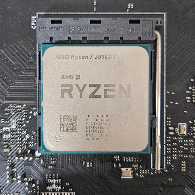 라이젠7-3800XT + MSI B450M 박격포 이미지