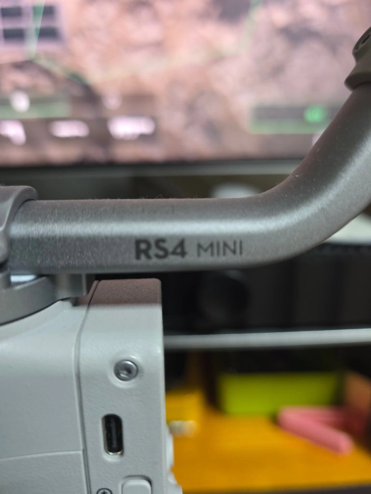 dji rs4 mini 이미지