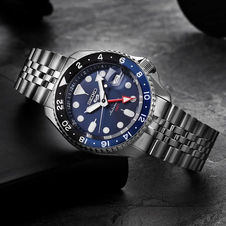 세이코 SSK003K1 gmt 배트맨 이미지