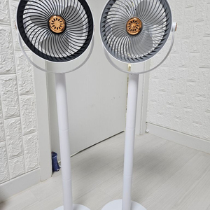 충전식무선선풍기 2대 이미지
