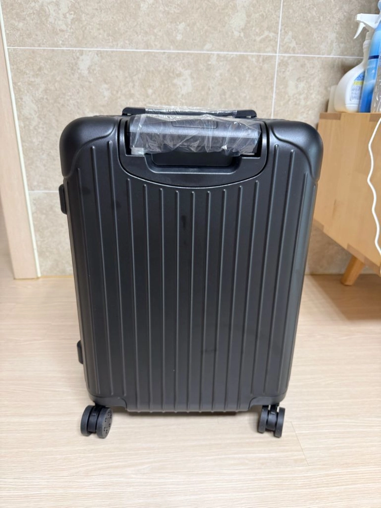 리모와 에센셀 21인치 이미지