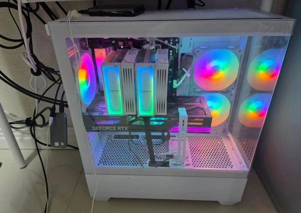 RTX5070 게이밍PC 본체 (라이젠 5 9600X) - 안심되는 중고거래