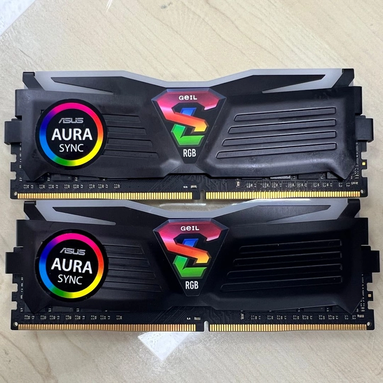 GEIL DDR4 ram 8G x 2개 (25600) 이미지