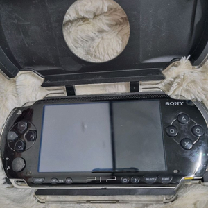 소니 psp 1000 레트로 게임기 이미지