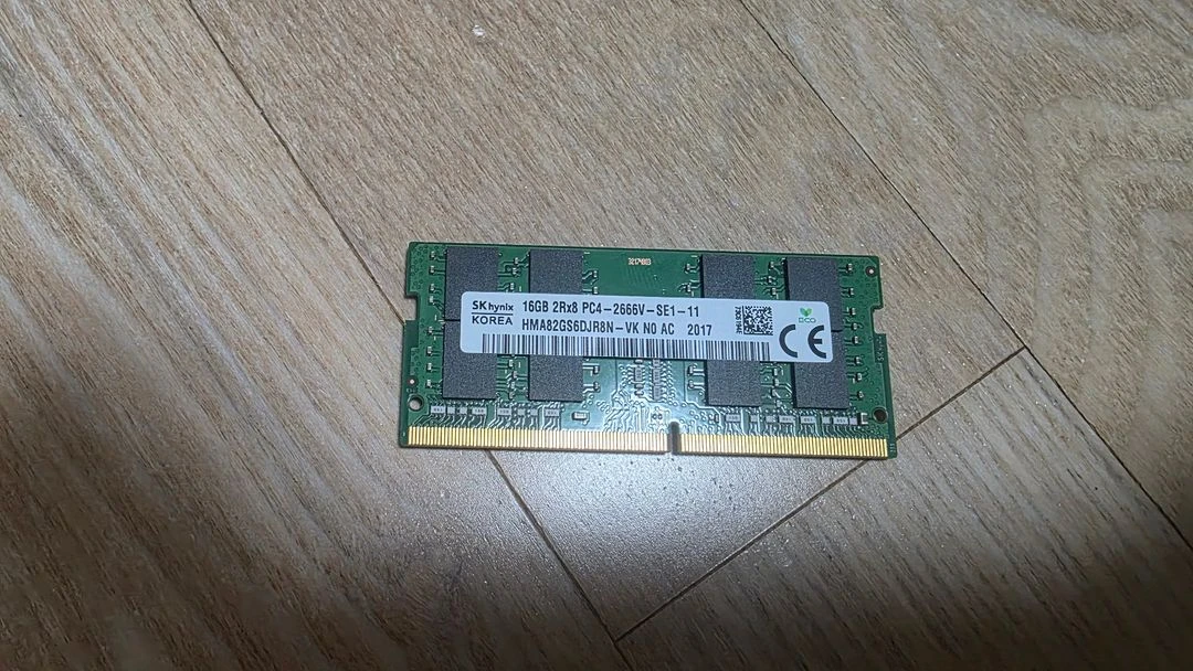 노트북용 하이닉스 ddr4 16g램 팔아요 이미지