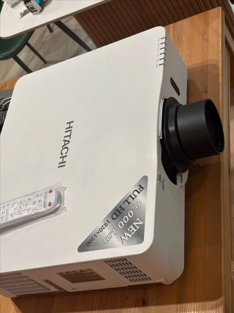 6000안시 빔프로젝터 CP-F600 이미지
