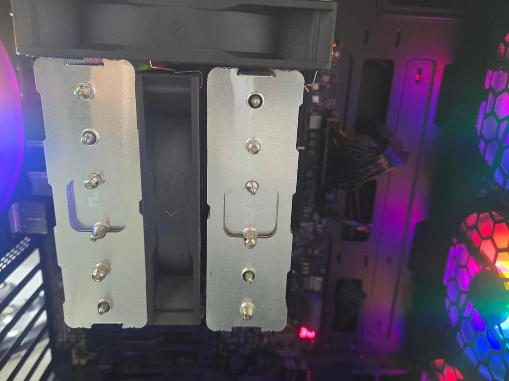 인텔 14700k w680 1050w 팔아요 반본체 - 안심되는 중고거래