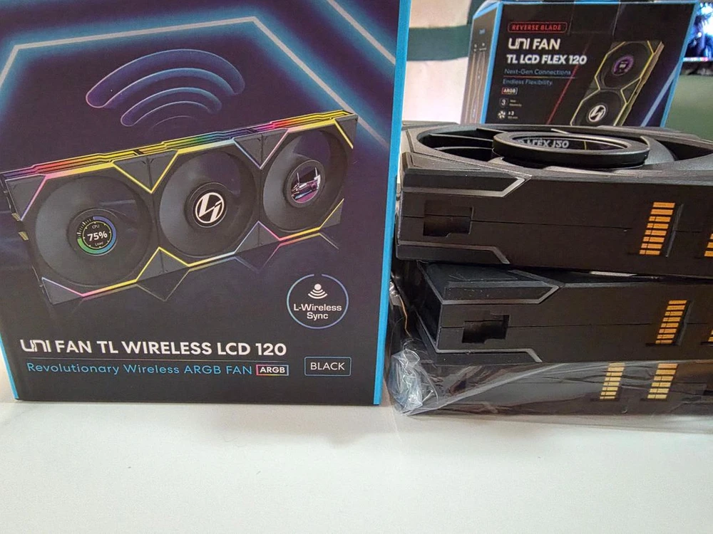 uni fan tl wireless lcd 120 정방향3 리버스6 서비스한개 컨트롤러 포함 일괄 - 안심되는 중고거래