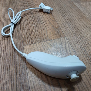 닌텐도 Wii 눈차크 컨트롤러 재고4개 개별판매 이미지