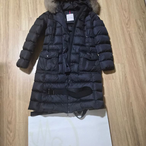 몽클레어 클로에 롱패딩 네이비 1사이즈 정품 이미지