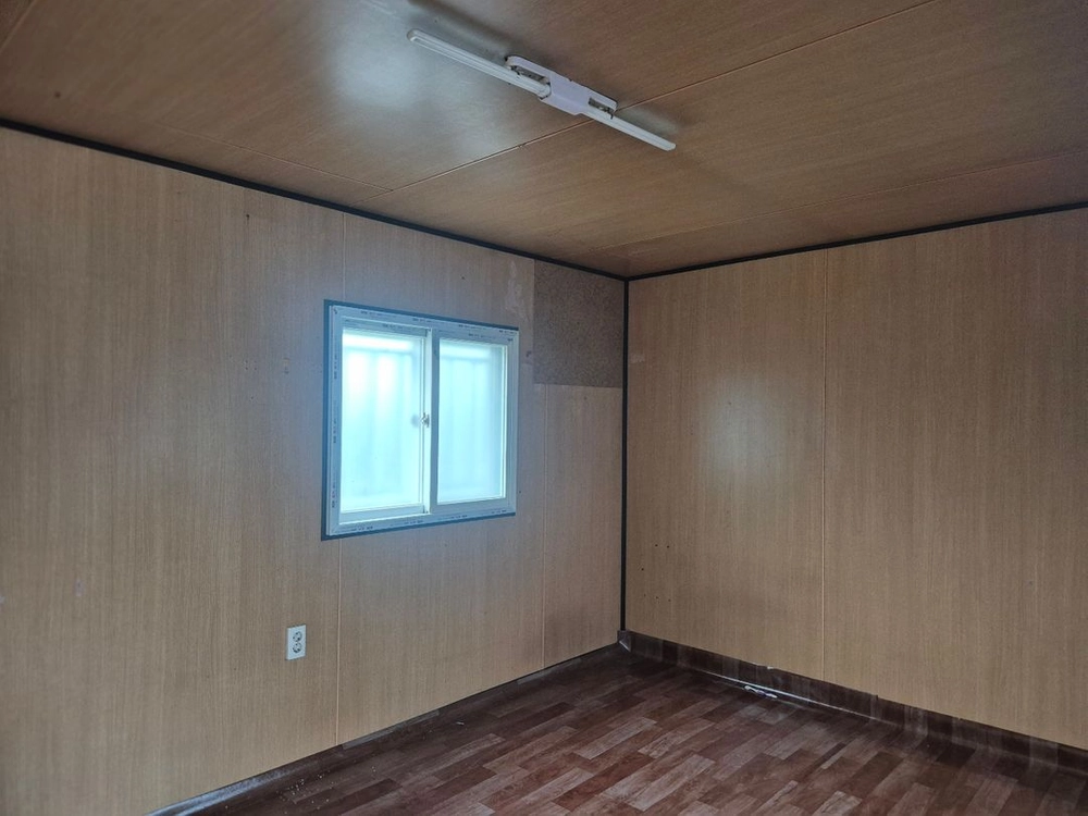 중고컨테이너 3m x 9m 숙소용 이미지
