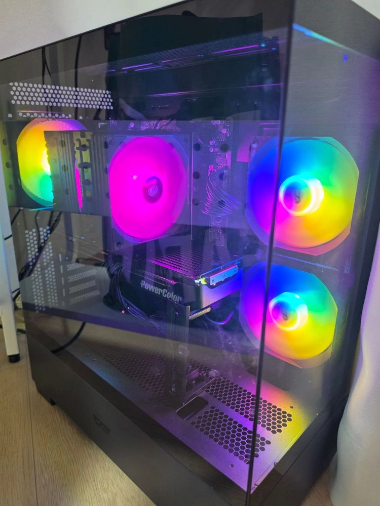 783D + 9070XT + 32GB + 1TB 고사양 게이밍 컴퓨터 이미지