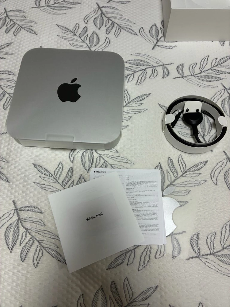 맥미니 M1 8GB RAM 256GB SSD 버전 판매합니다. 이미지