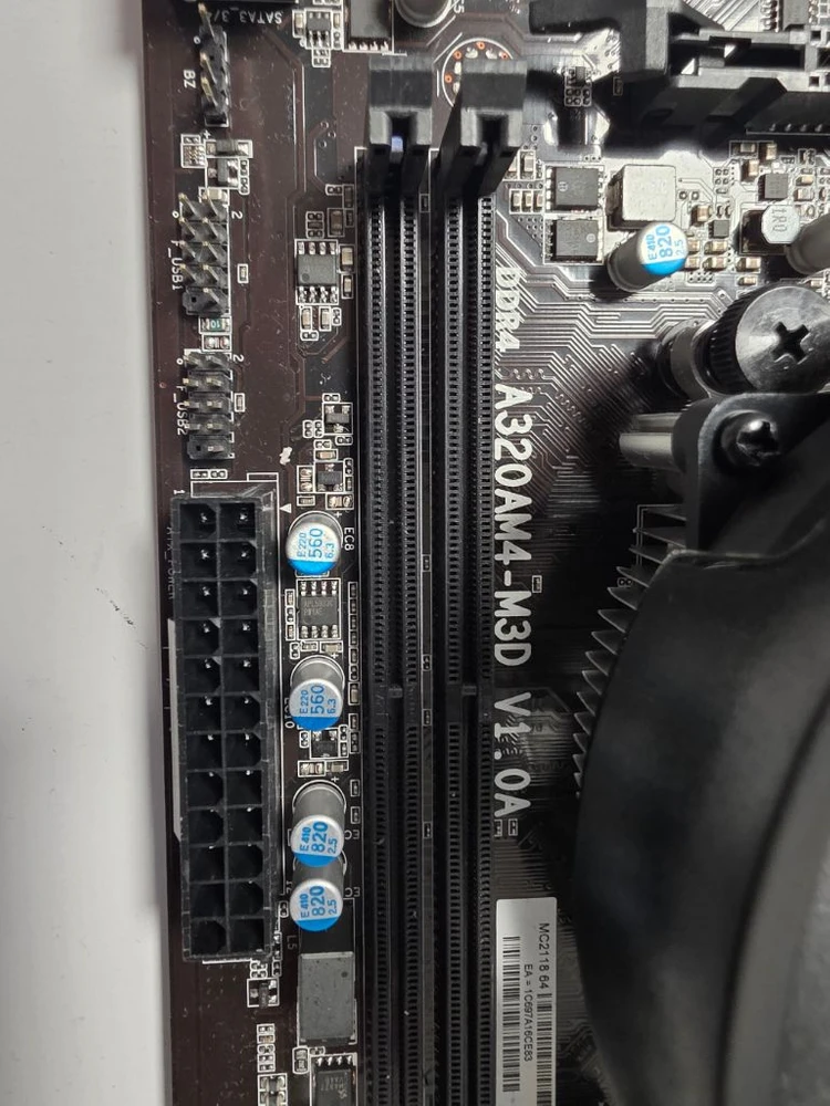 라이젠3 PRO 4350G + A320M ECS 이미지