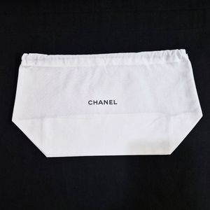 [새상품/정품]샤넬 더스트백,샤넬 파우치,샤넬 에코백,샤넬 가방,샤넬 지갑,샤넬 이미지