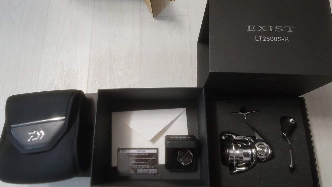 한국다이와정공 22 이그지스트 LT 2500S H 신품 - 안심되는 중고거래
