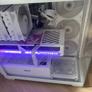 라이젠 7800x3d 5070 ti 고사양 컴퓨터 이미지