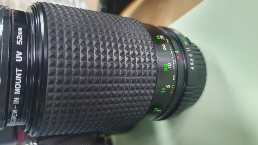 미놀타 필름카메라 X-700 X700, 50mm F1.4, 70-210mm F4 렌즈 두개와 케이스 포함 이미지